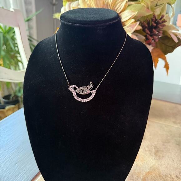 Sabika Crystal Pendant Necklace - Picture 3 of 6